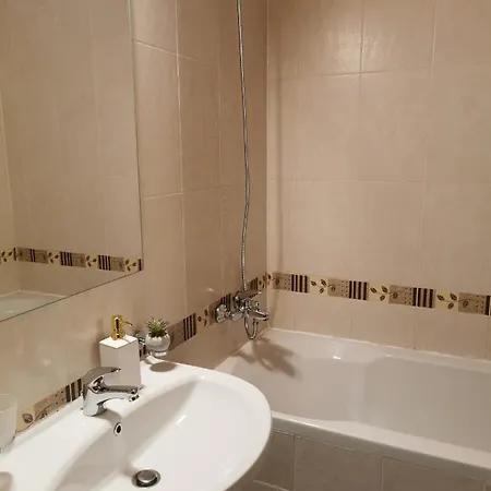 студио ади в комплекс пирин голф 5*